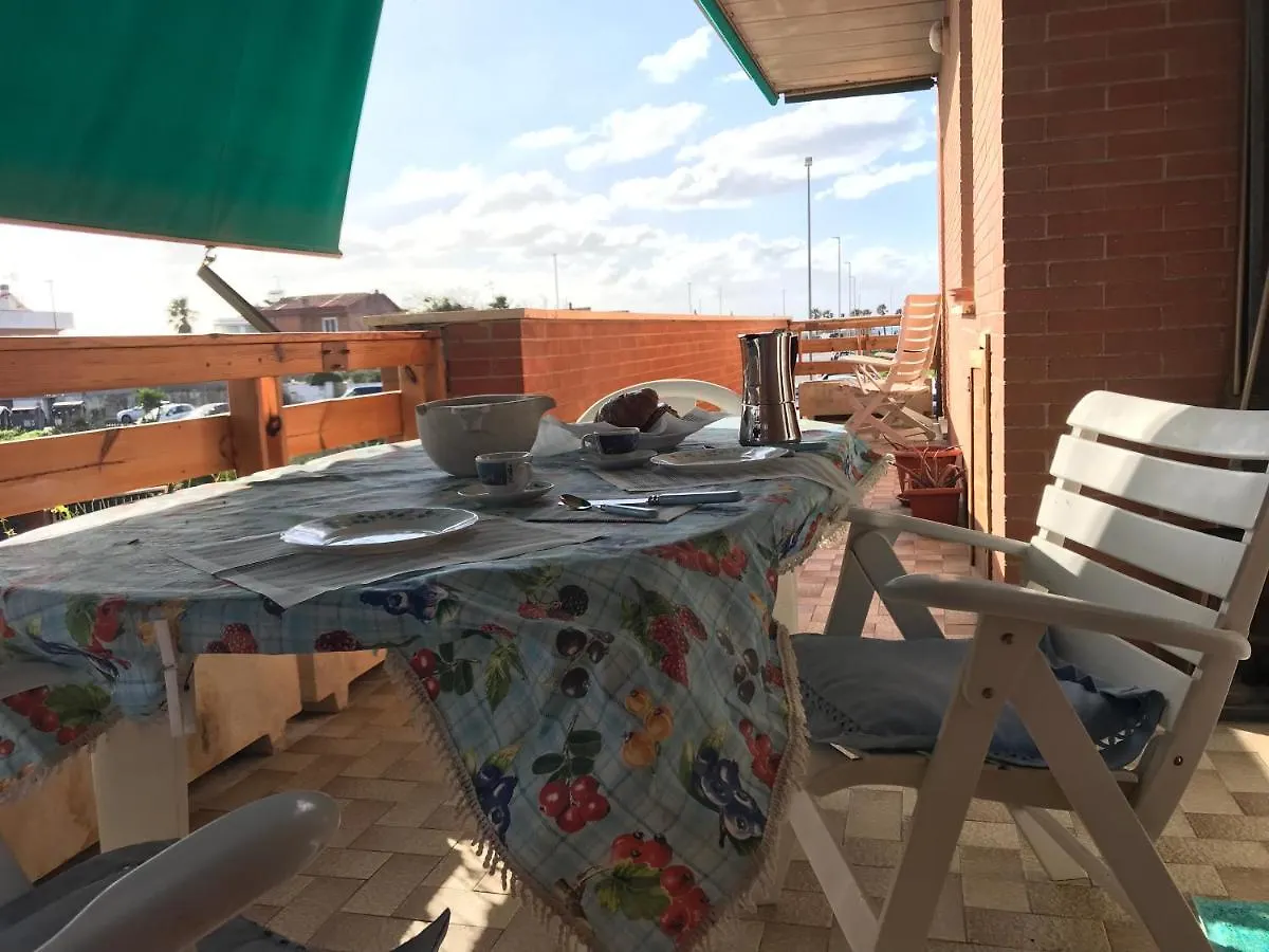 Stella Di Mare - Ampio Appartamento Con Due Bagni - Fronte Mare Lido di Ostia 0*,