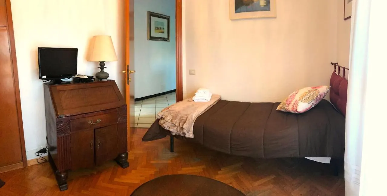 Apartment Stella Di Mare - Ampio Appartamento Con Due Bagni - Fronte Mare Lido di Ostia Italy